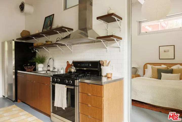 1010 Sycamore Avenue 101, South Pasadena, California 91030