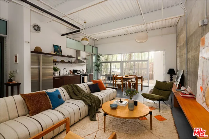 1010 Sycamore Avenue 101, South Pasadena, California 91030