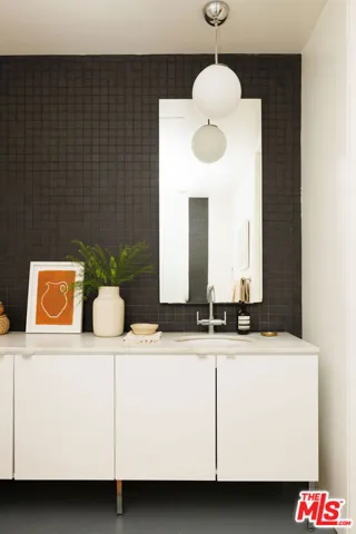 1010 Sycamore Avenue 101, South Pasadena, California 91030