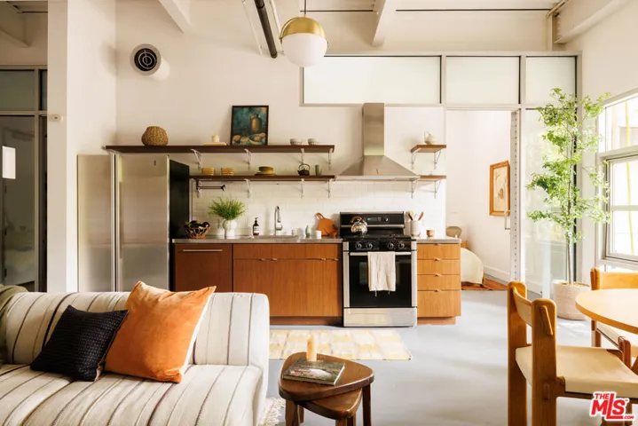 1010 Sycamore Avenue 101, South Pasadena, California 91030