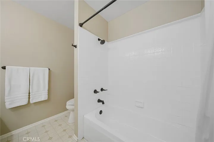 900 W Sierra Madre 36, Azusa, California 91702