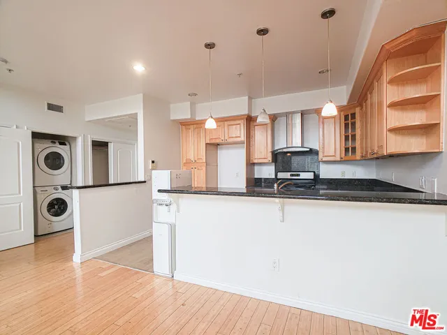 1042 S Kingsley Drive Ph2, Los Angeles, California 90006