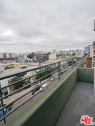 1042 S Kingsley Drive Ph2, Los Angeles, California 90006
