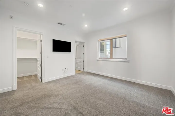 918 S Wooster Street 2, Los Angeles, California 90035
