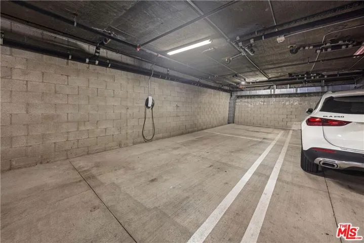 918 S Wooster Street 2, Los Angeles, California 90035