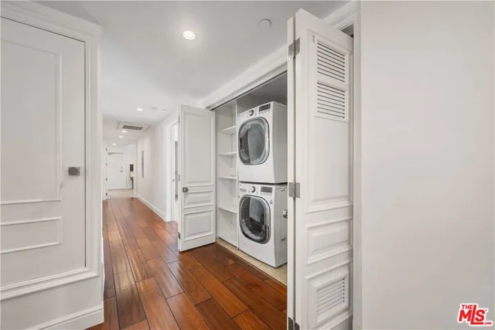 918 S Wooster Street 2, Los Angeles, California 90035