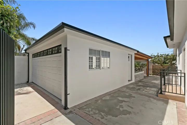 536 Hampton Road, Burbank, California 91504