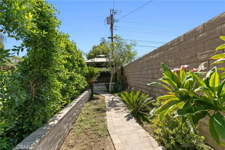 536 Hampton Road, Burbank, California 91504