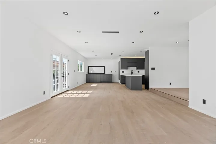 536 Hampton Road, Burbank, California 91504