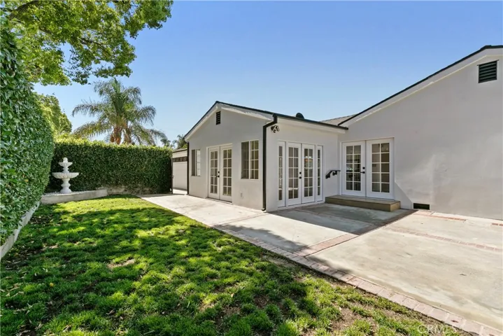 536 Hampton Road, Burbank, California 91504