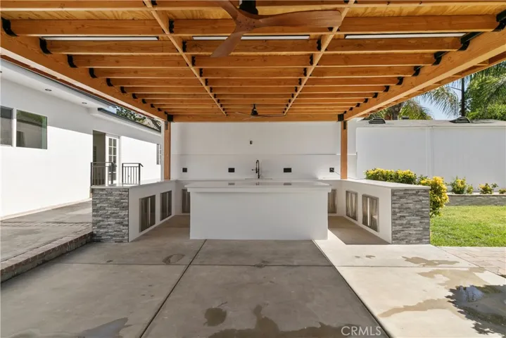 536 Hampton Road, Burbank, California 91504