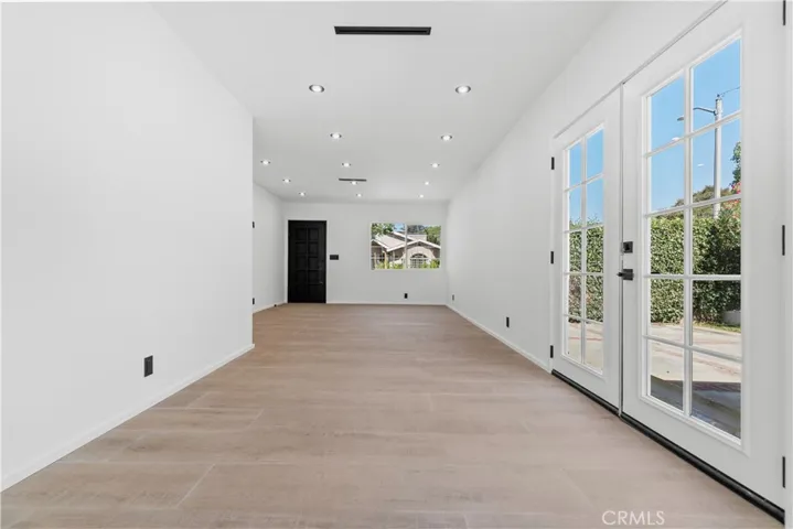536 Hampton Road, Burbank, California 91504