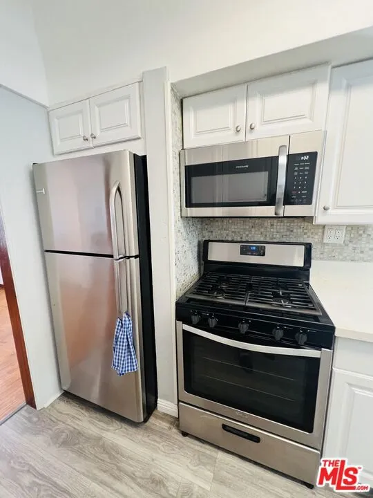 KITCHEN 1 IMAGE