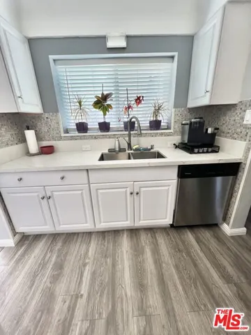 KITCHEN IMAGE 2