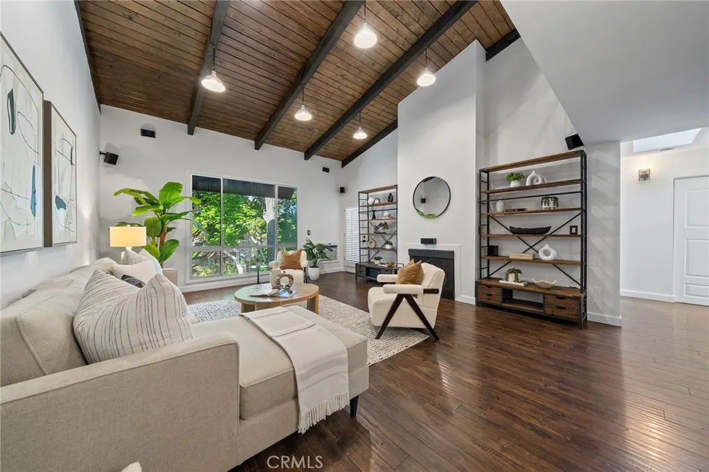 4900 Overland Avenue 310, Culver City, California 90230 — photo 4