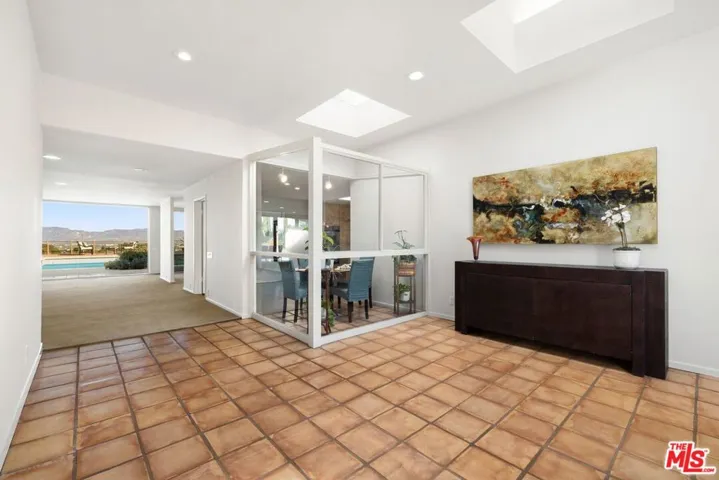 3300 Red Rose Drive, Los Angeles, California 91436