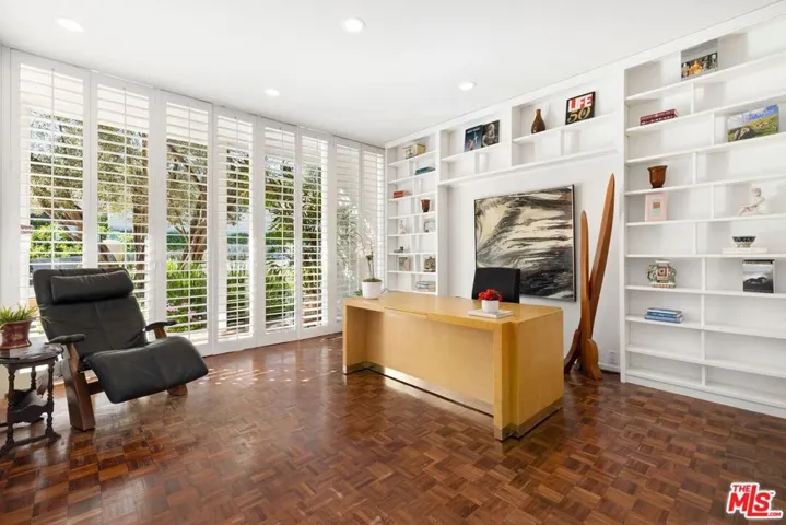 3300 Red Rose Drive, Los Angeles, California 91436