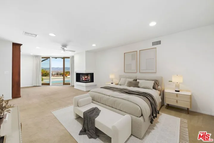 3300 Red Rose Drive, Los Angeles, California 91436