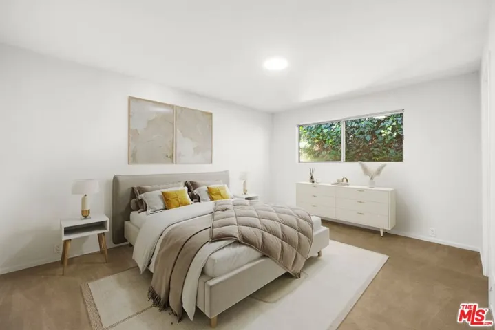 3300 Red Rose Drive, Los Angeles, California 91436