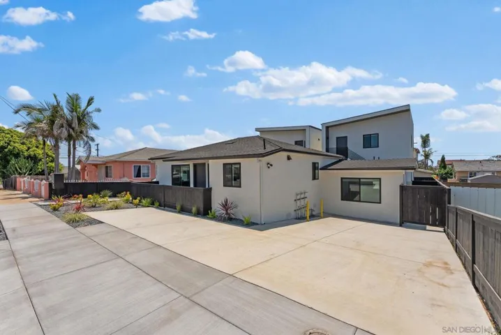 2722 Nye Street, San Diego, California 92111