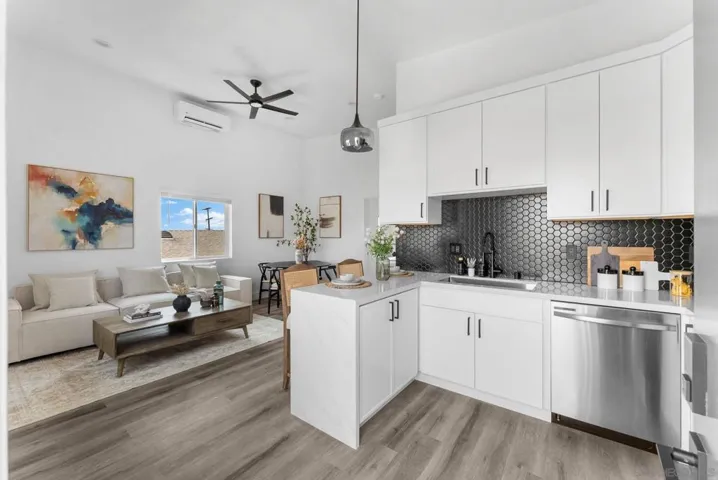 2722 Nye Street, San Diego, California 92111