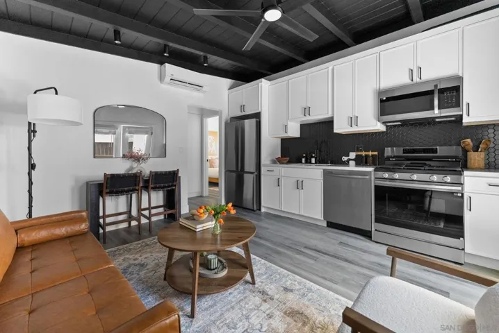 2722 Nye Street, San Diego, California 92111
