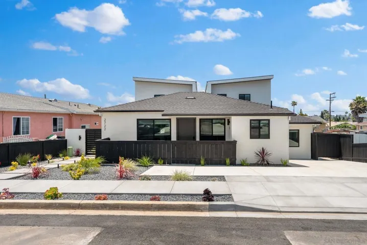 2722 Nye Street, San Diego, California 92111