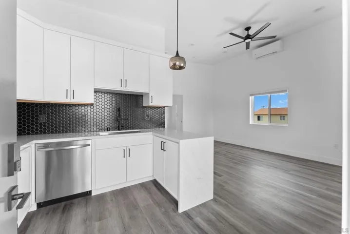 2722 Nye Street, San Diego, California 92111