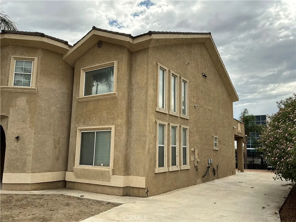 11250 Cypress, Fontana, California 92337 — photo 5