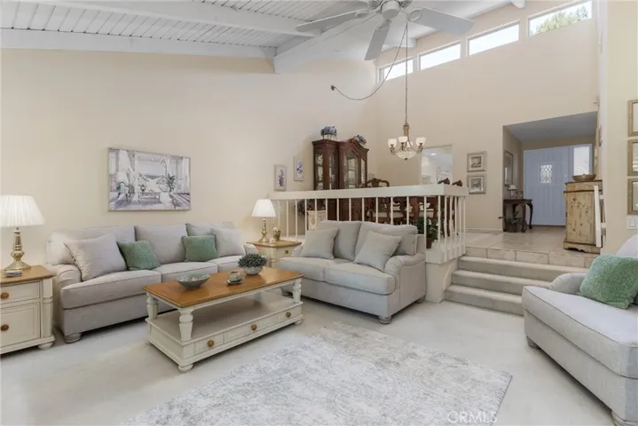 740 Via Zapata, Riverside, California 92507