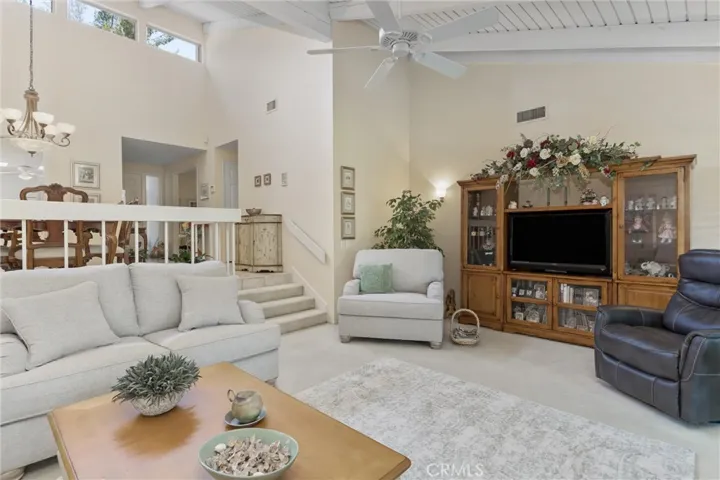 740 Via Zapata, Riverside, California 92507