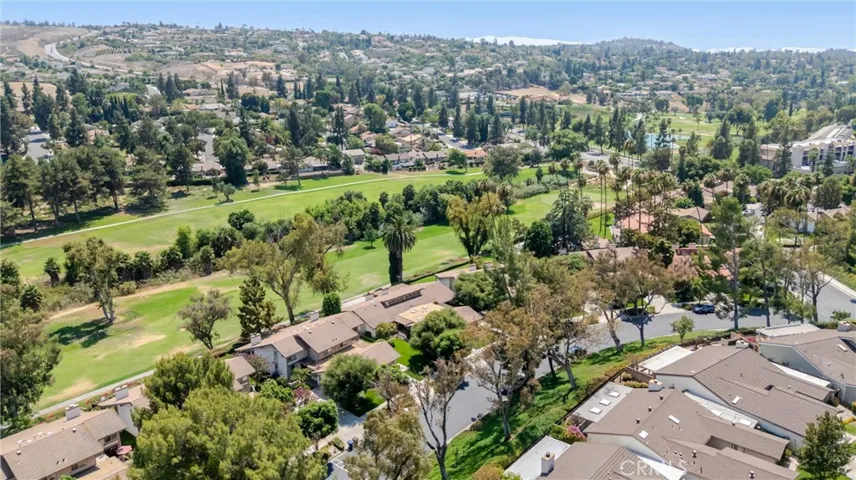 740 Via Zapata, Riverside, California 92507