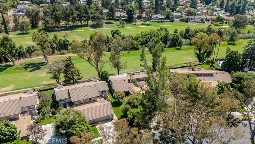 740 Via Zapata, Riverside, California 92507