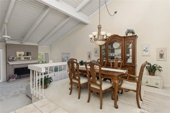 740 Via Zapata, Riverside, California 92507