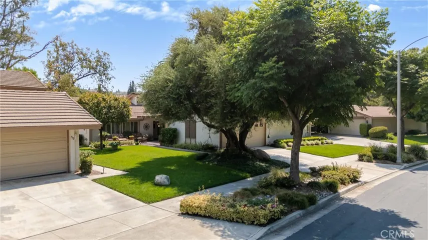 740 Via Zapata, Riverside, California 92507