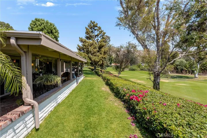 740 Via Zapata, Riverside, California 92507