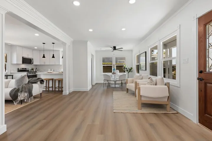 3475 77 Argyle Street, San Diego, California 92111