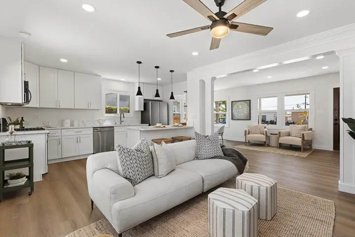 3475 77 Argyle Street, San Diego, California 92111