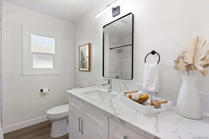 3475 77 Argyle Street, San Diego, California 92111