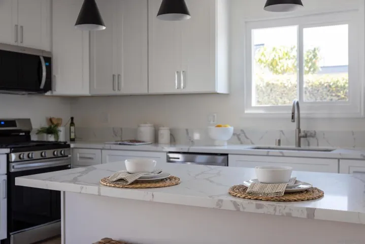 3475 77 Argyle Street, San Diego, California 92111