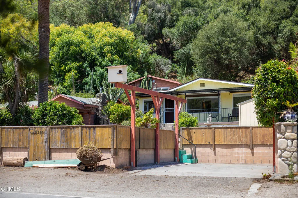 8111 Santa Ana Rd-31