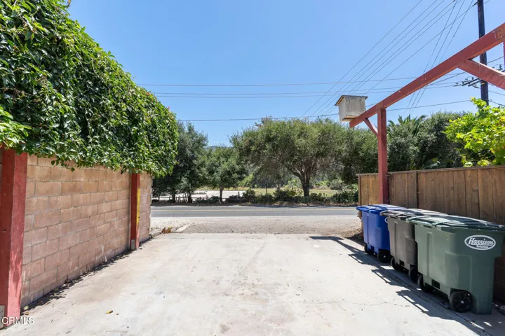 8111 Santa Ana Rd-30