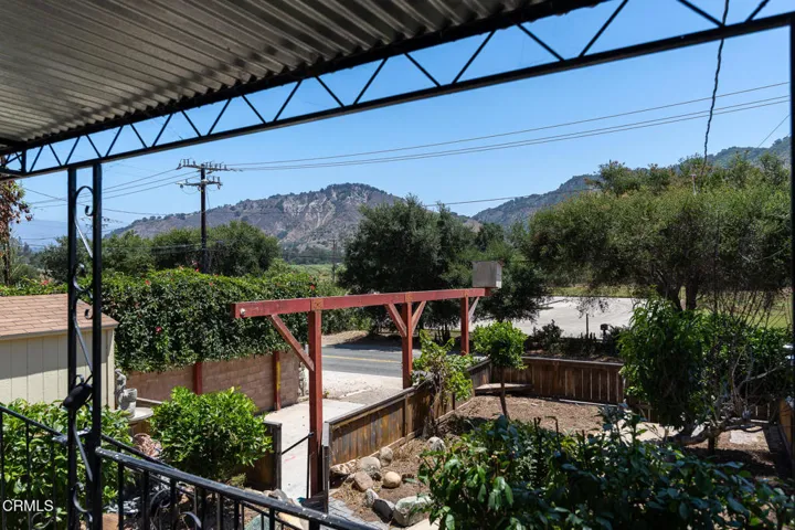 8111 Santa Ana Rd-20