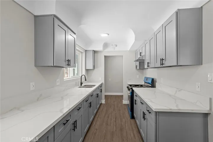 1329 W 88th, Los Angeles, California 90044