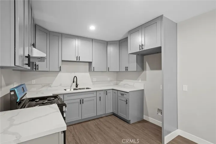 1329 W 88th, Los Angeles, California 90044