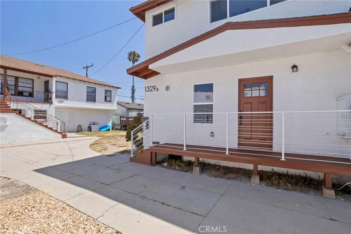 1329 W 88th, Los Angeles, California 90044
