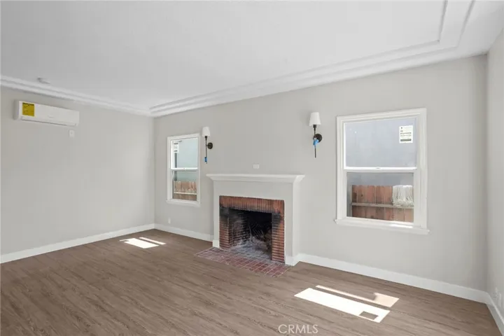 1329 W 88th, Los Angeles, California 90044