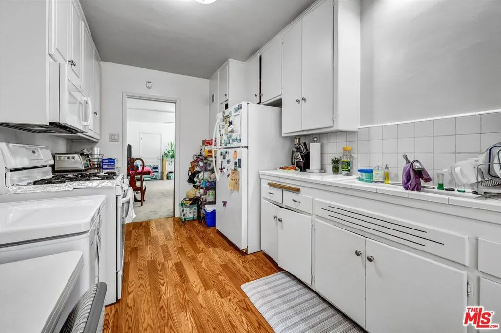 Unit 2 Kitchen