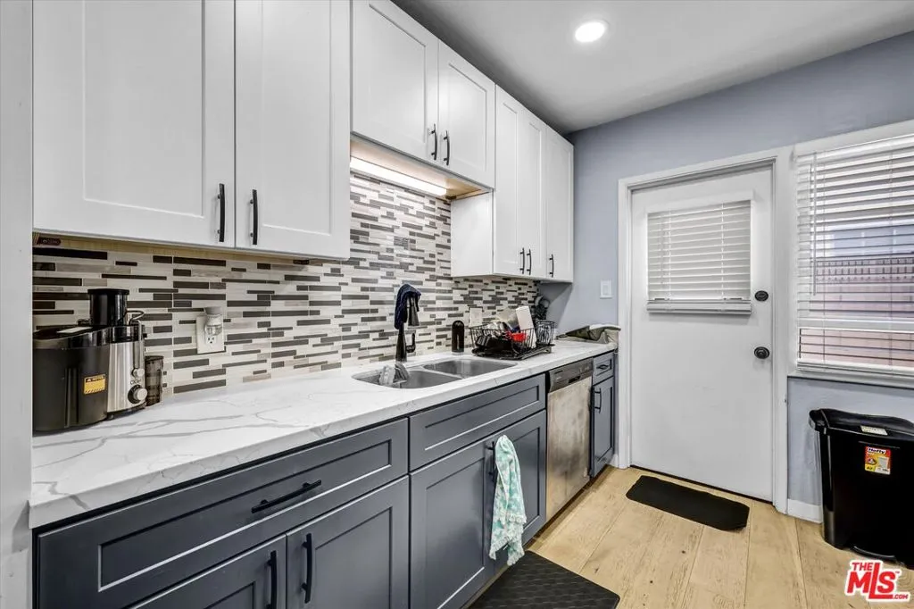 Unit 3 Kitchen