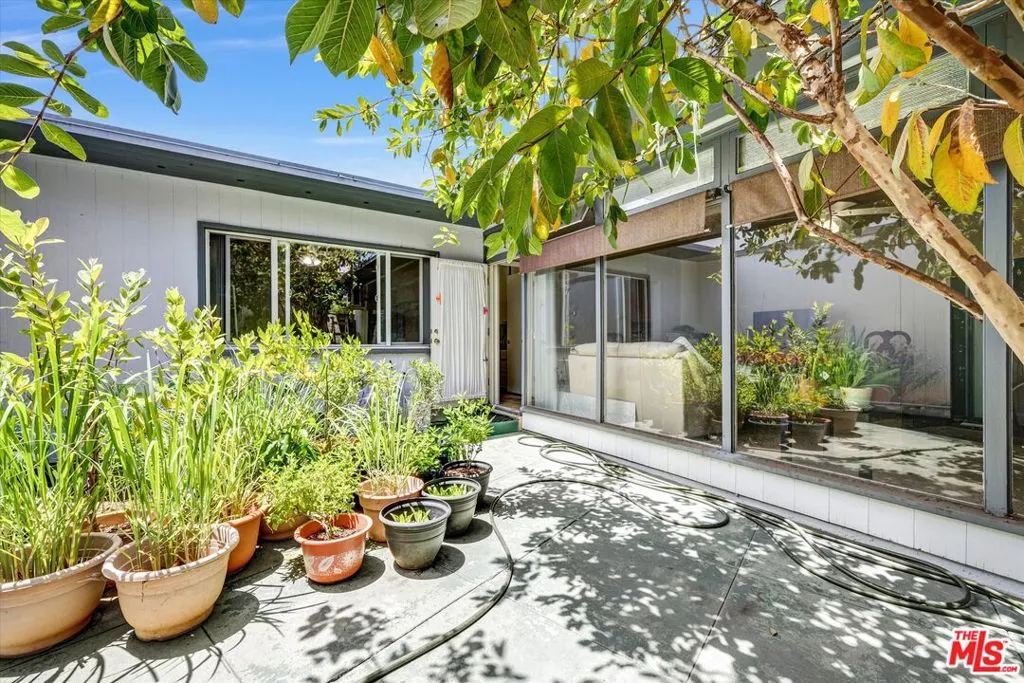 Unit 2 Private Patio